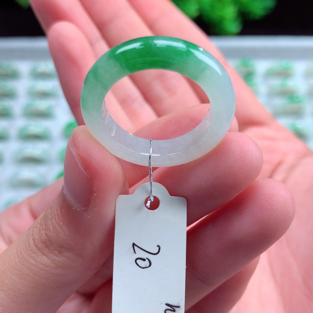 未镶嵌戒指翡翠天然