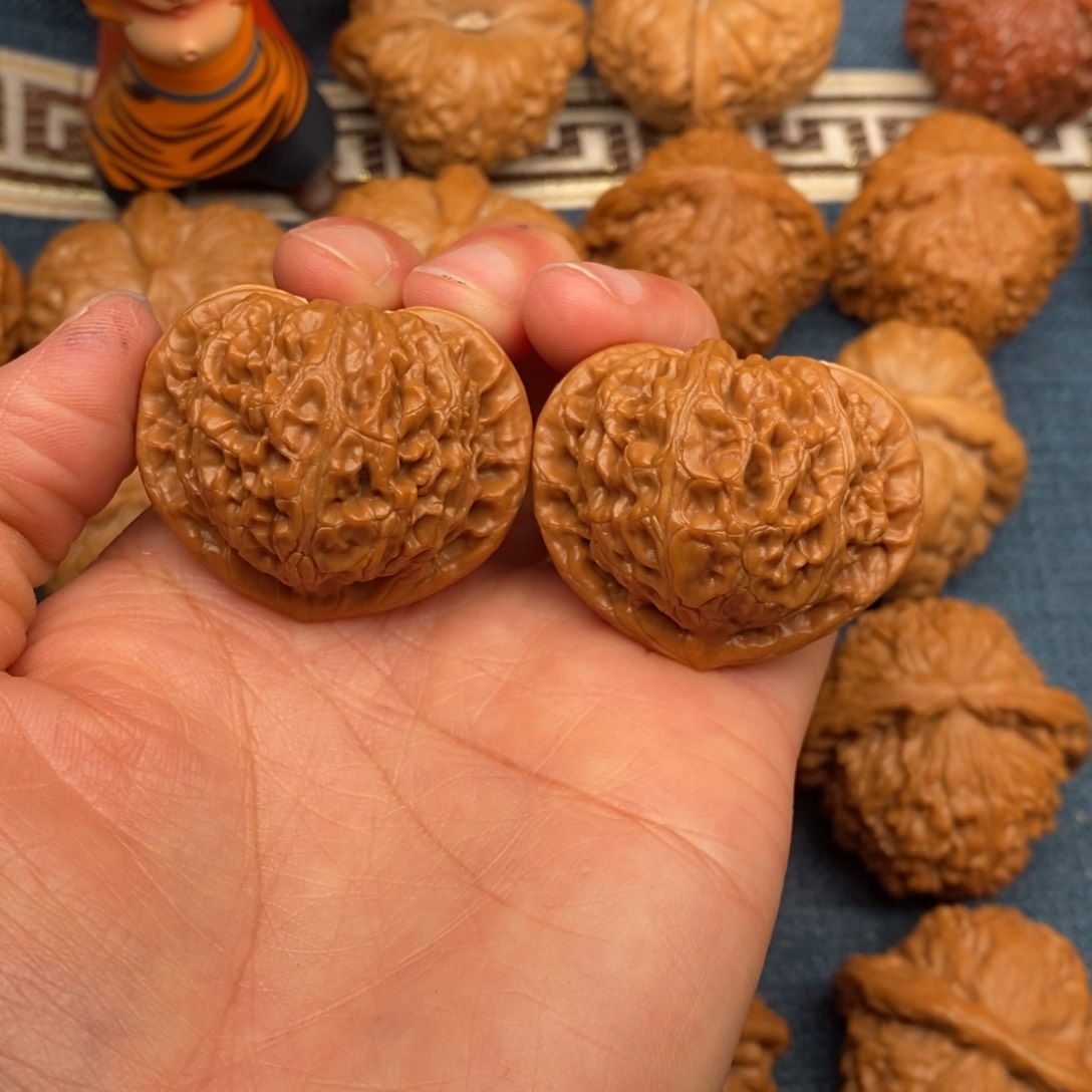 文玩核桃把件39福利桃心宫灯