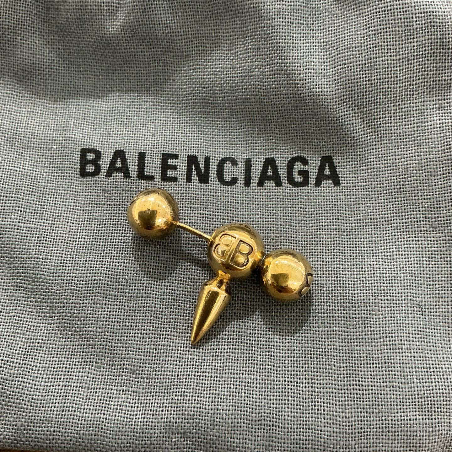 未使用 Balenciaga/巴黎世家 双B字母金色耳钉 全新原盒单只/8013