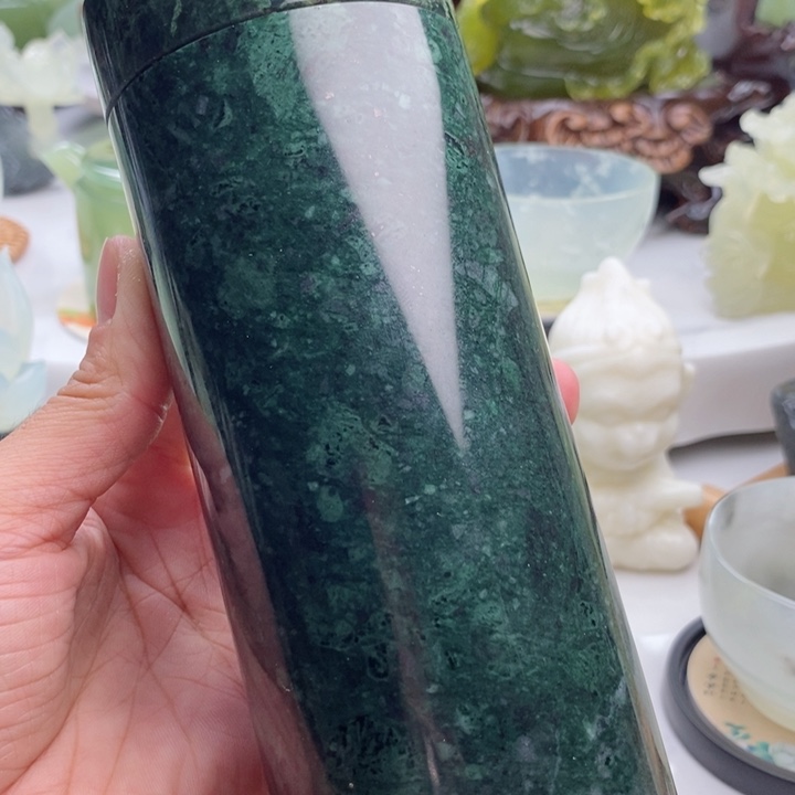 岫玉四大名玉保温杯未镶嵌