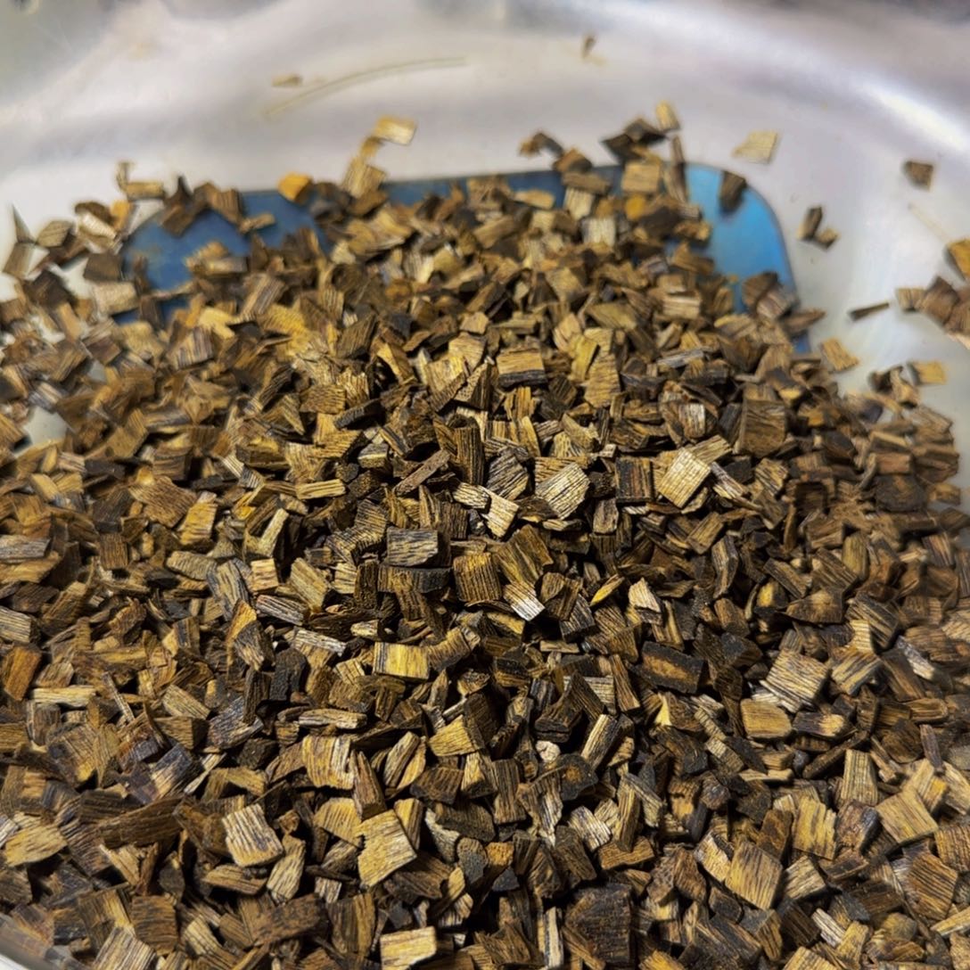 沉香沉香碎屑透顶绿202克