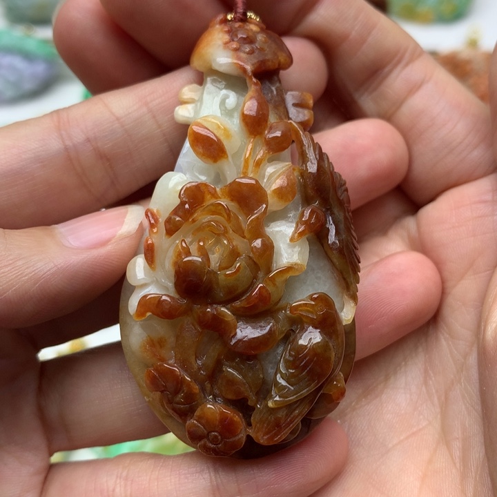 颈饰未镶嵌翡翠翡翠