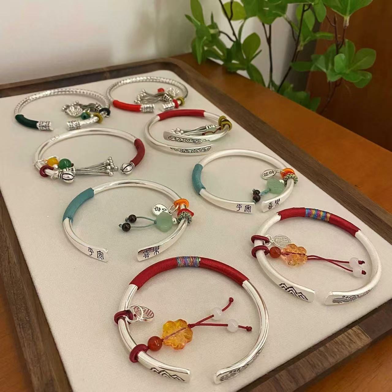 足银手镯  平安喜乐纯银999手镯女年轻款实心镯子送女朋友礼物