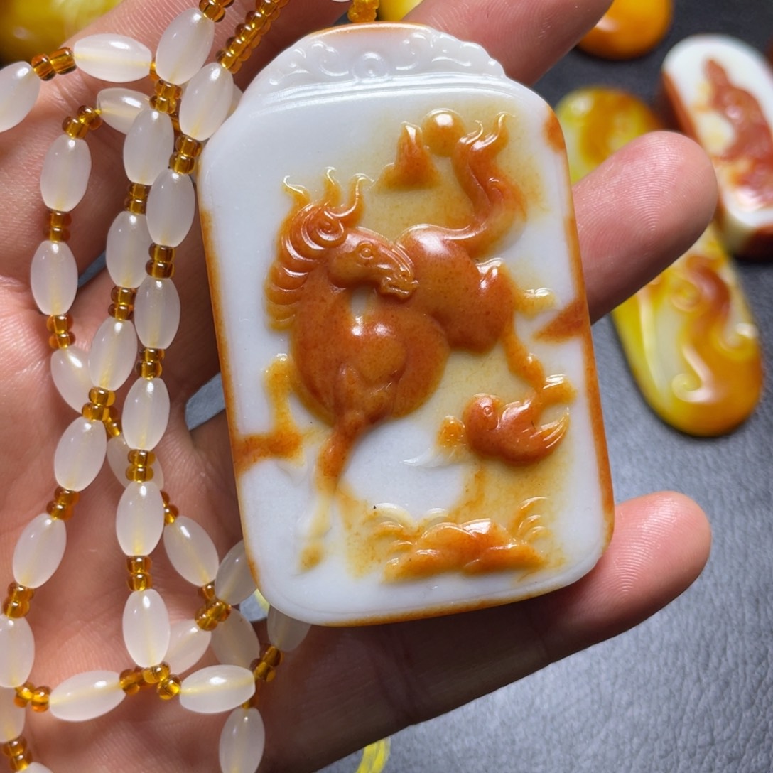 和田玉未镶嵌颈饰