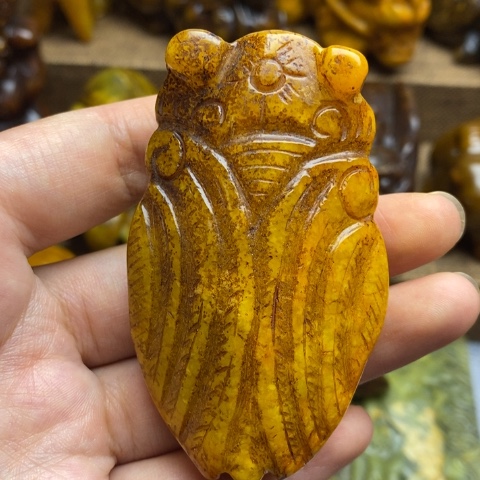 未镶嵌蛇纹石玉颈饰32