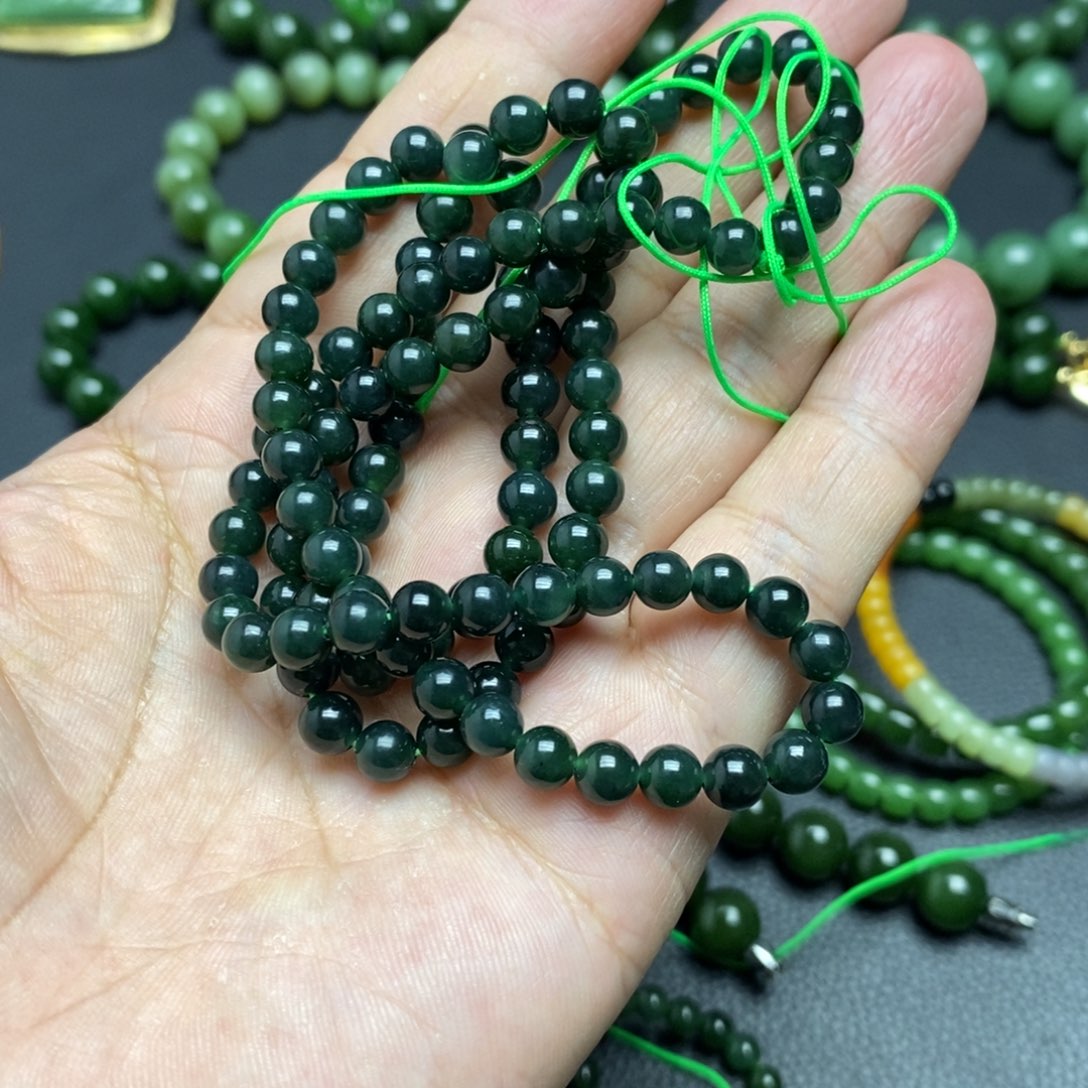 和田玉（碧玉）手链未镶嵌