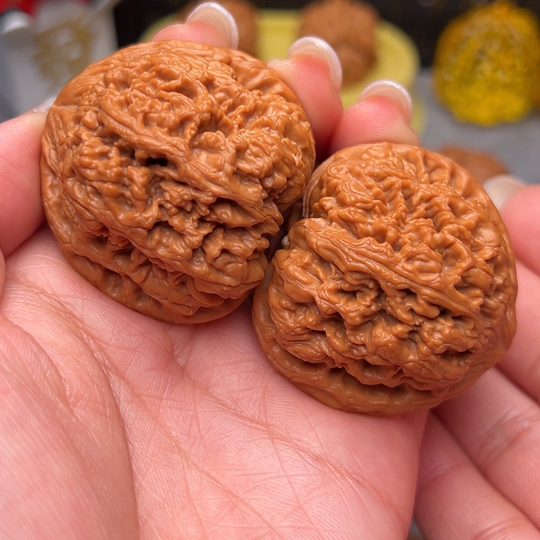 把件文玩核桃郭***。毕业大粗筋45全品