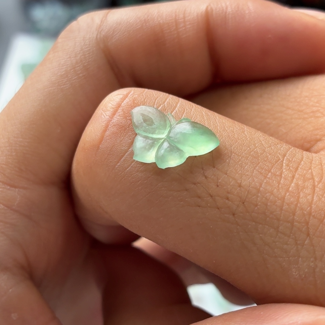 定制翡翠未镶嵌蝴蝶