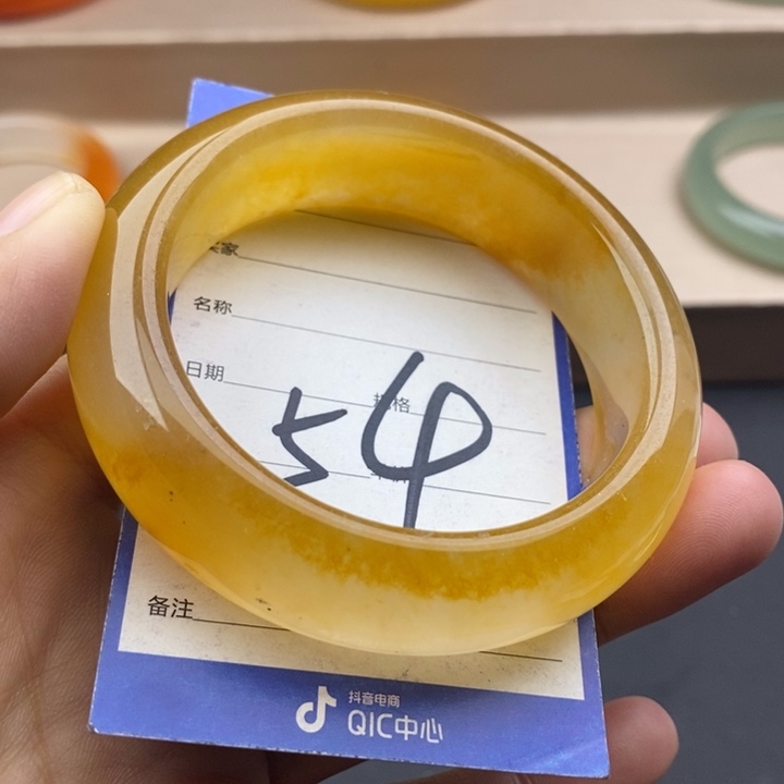 石英质玉未镶嵌手镯
