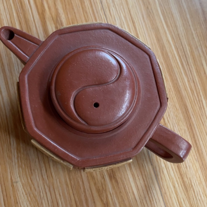 迷***子茶壶底槽青紫砂艺术作品