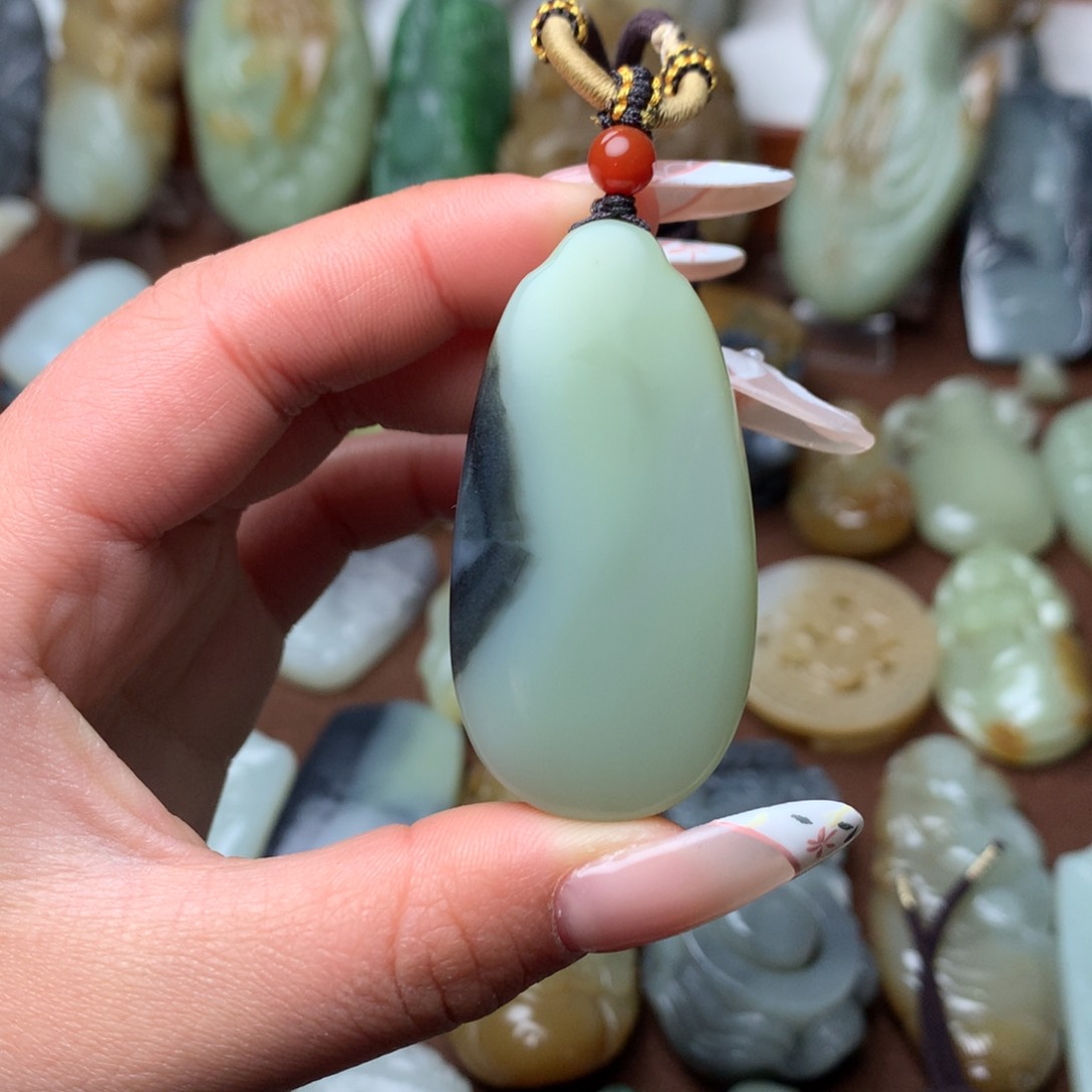 和田玉挂件未镶嵌