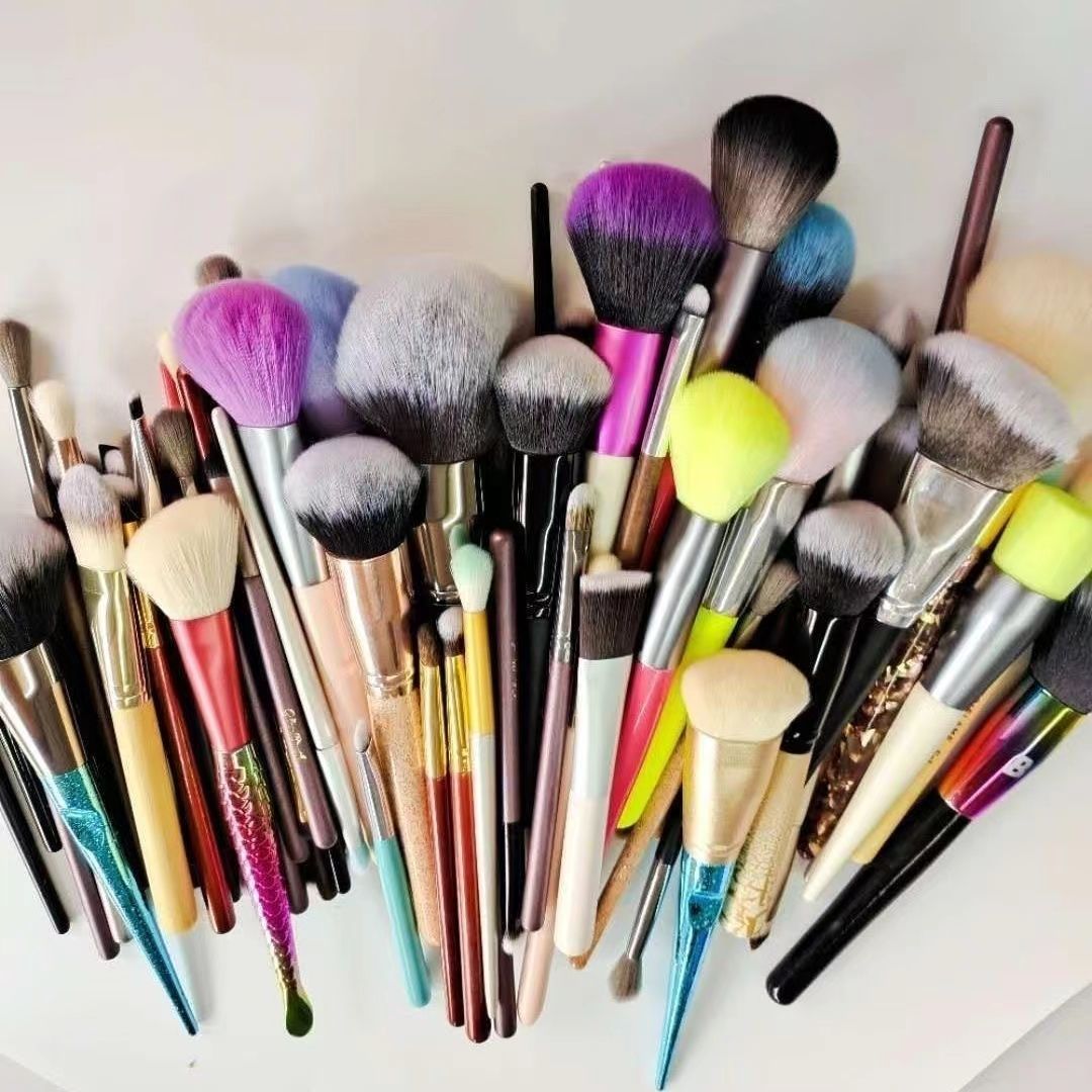 小蛮腰散粉刷软毛化妆刷晕染卧蚕鼻影腮红眼线细节刷圆头唇刷