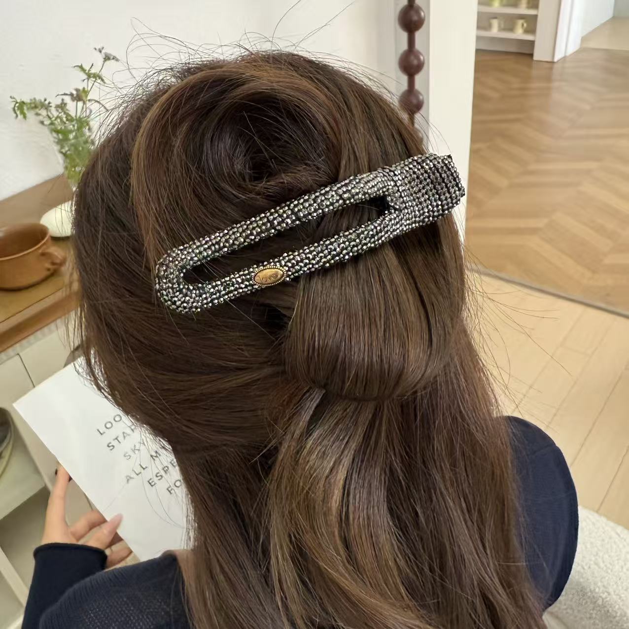 韩系新款轻奢重工高级感超纤缠绕时尚百搭懒人夹4365