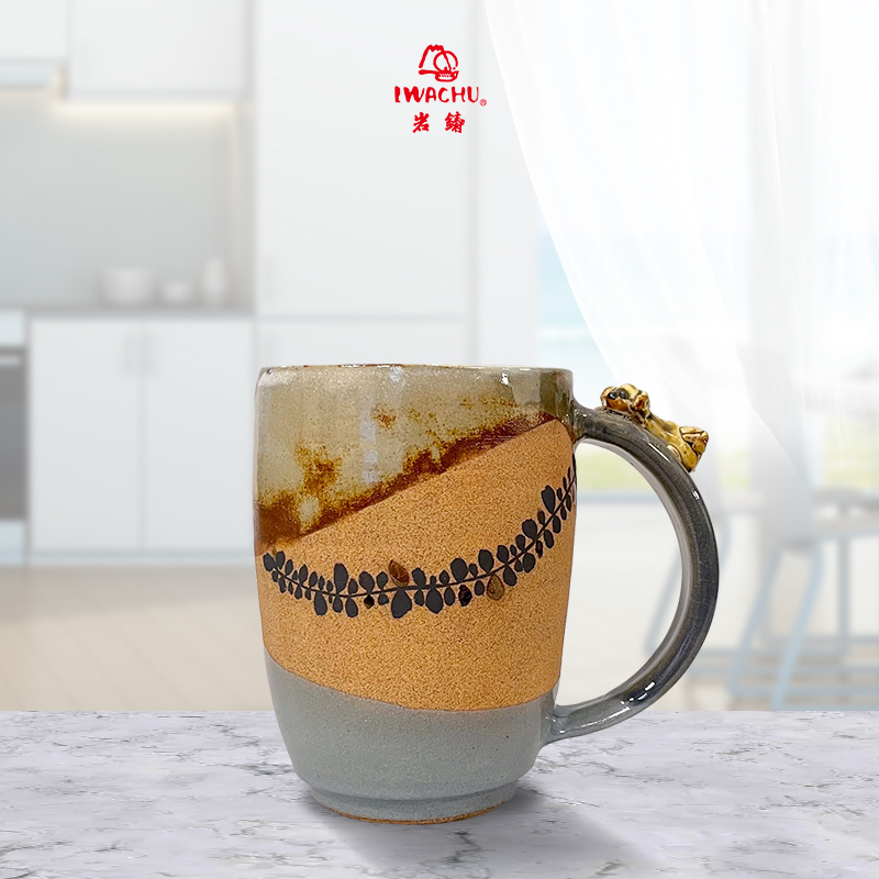 日本进口吉田美佳黄色小狗陶杯（孤品）