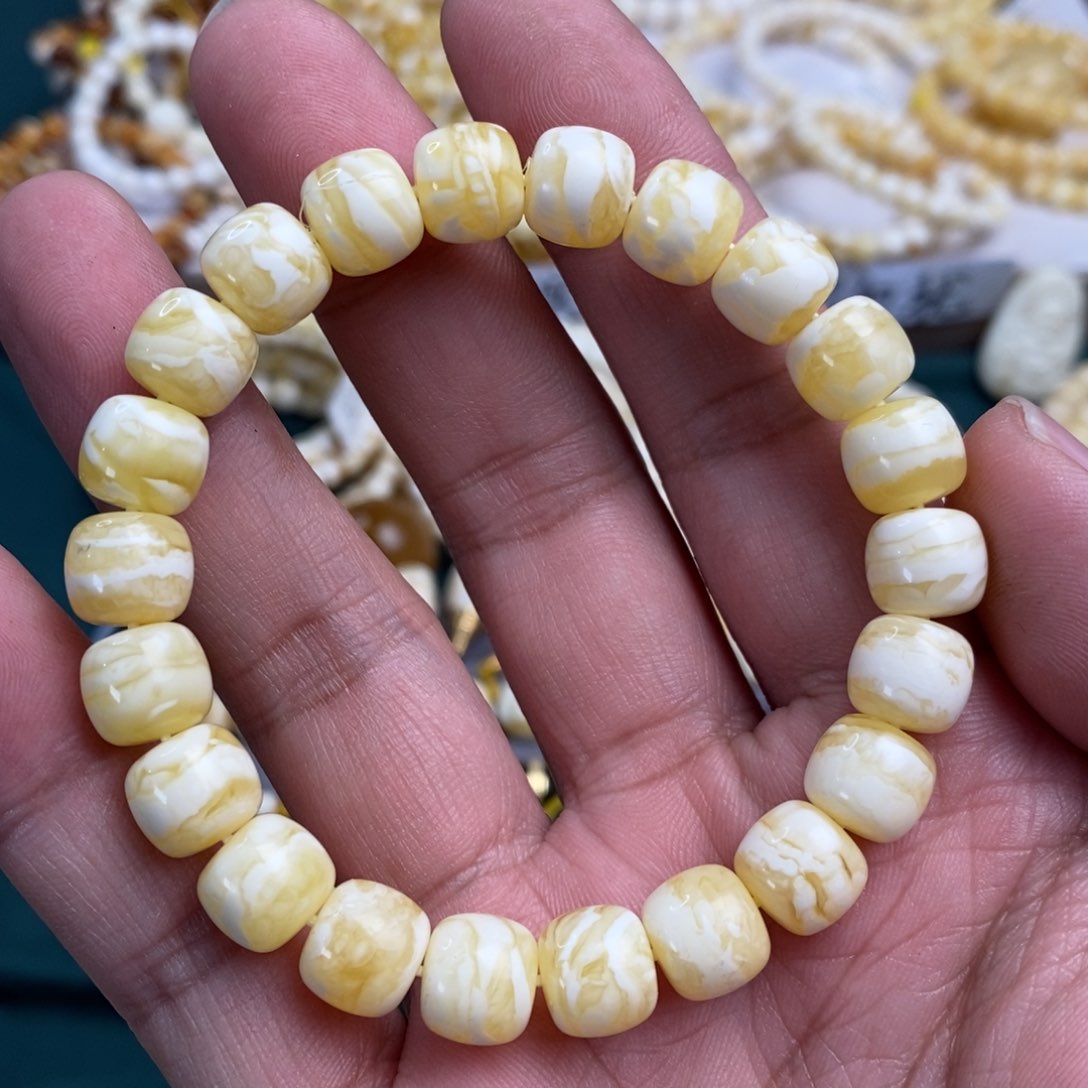 琥珀裸石未镶嵌同料10mm