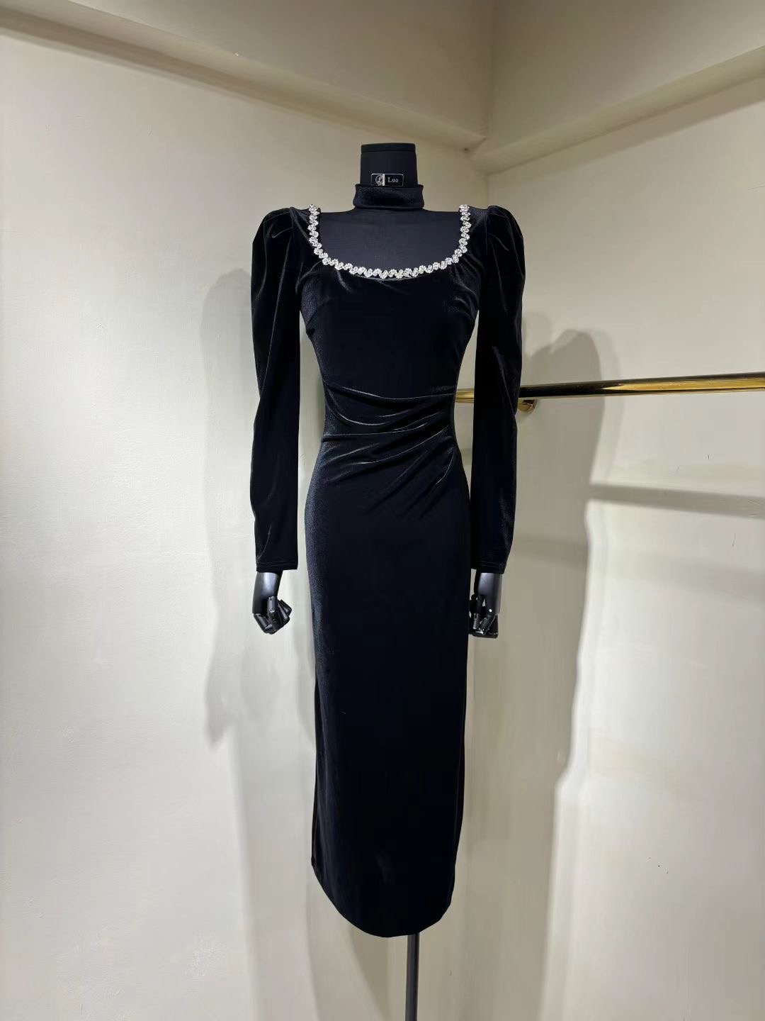 方领连衣裙时尚褶皱长裙包臀设计师复古港风法式高腰5072-1