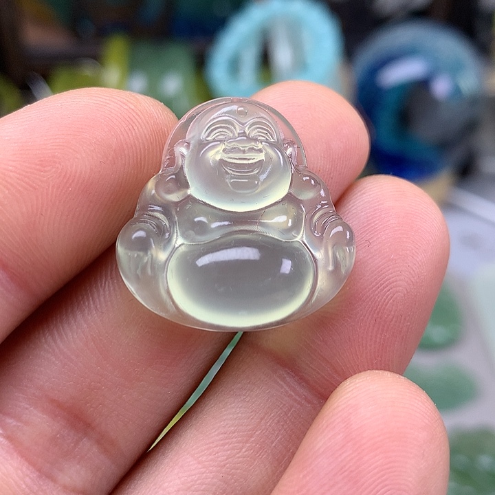 蛇纹石玉挂坠未镶嵌