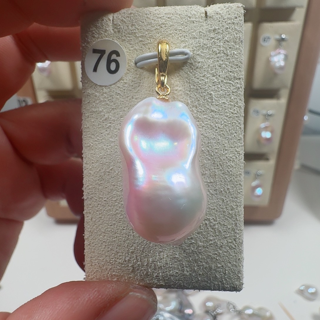 淡水珍珠颈饰合金