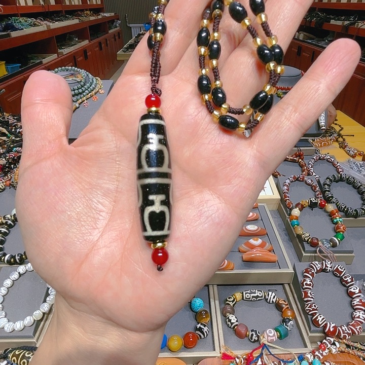 未镶嵌玛瑙/玉髓珠宝奇石