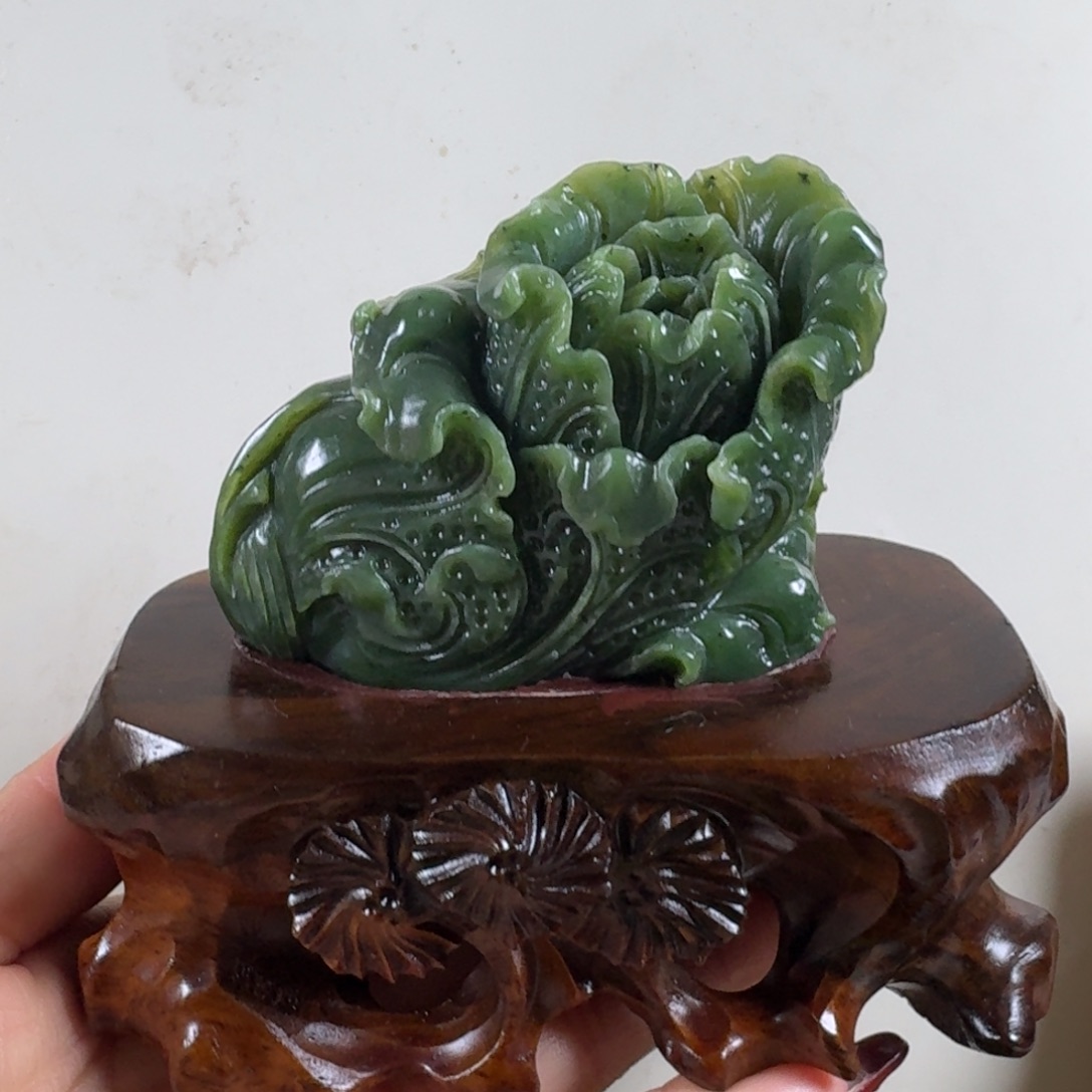 和田玉摆件未镶嵌碧玉