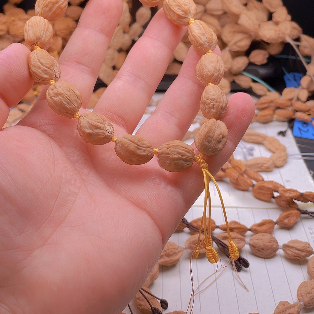 文玩核桃手串郑****⁵06小白狮子