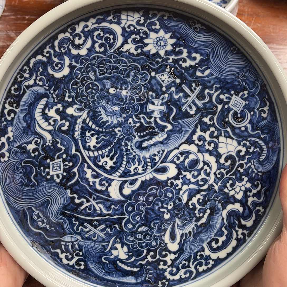 平*元青花重工狮子壶承