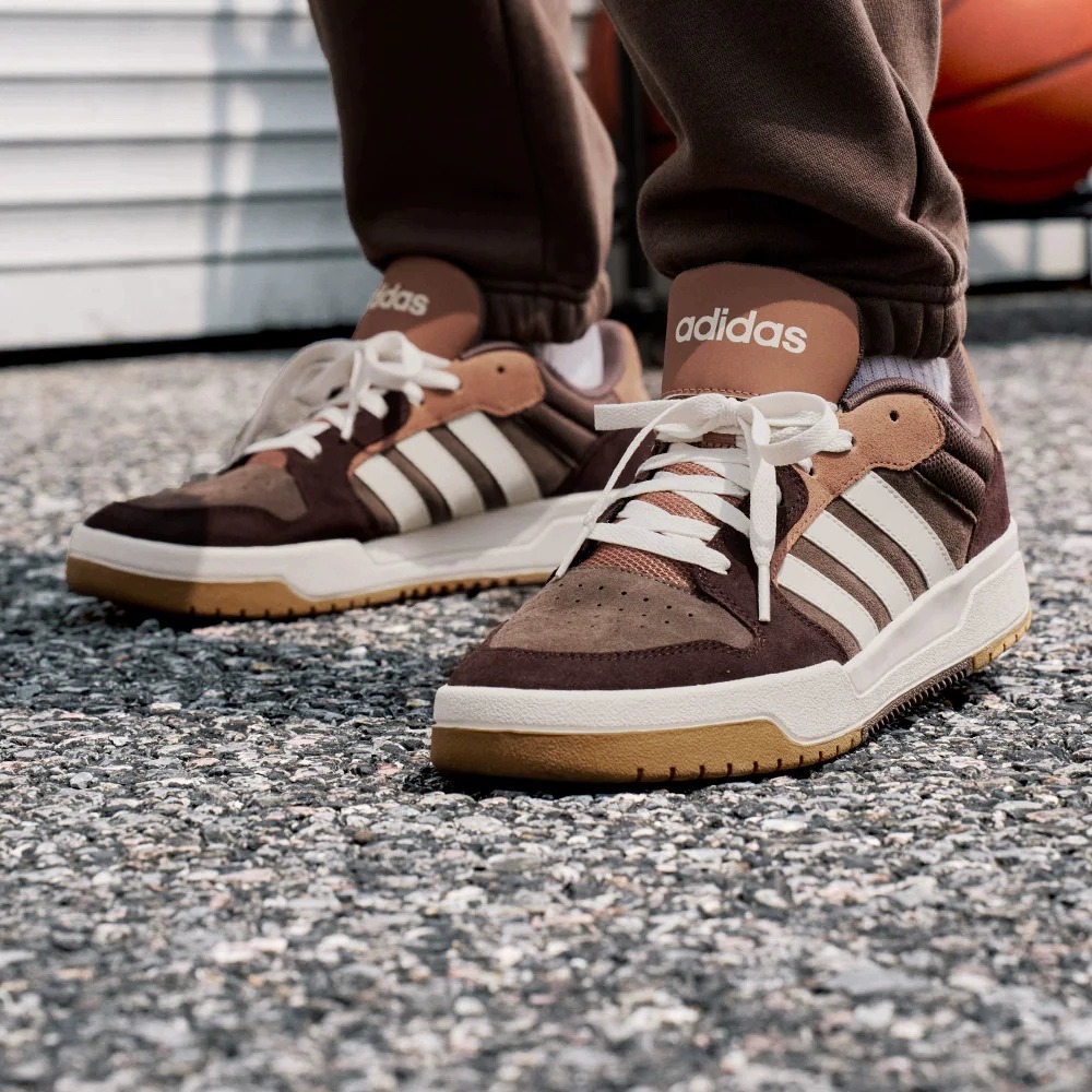 阿迪达斯男鞋秋冬新款棕色复古篮球休闲鞋运动低帮板鞋JR8321