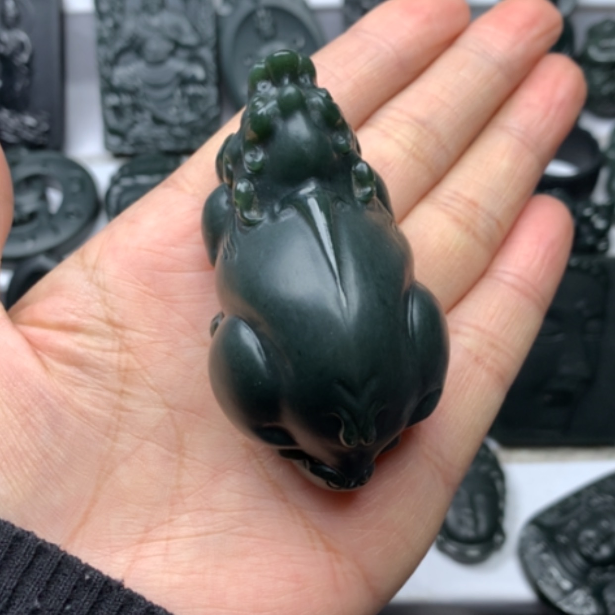 【闪购商品】和田玉颈饰未镶嵌双面雕刻