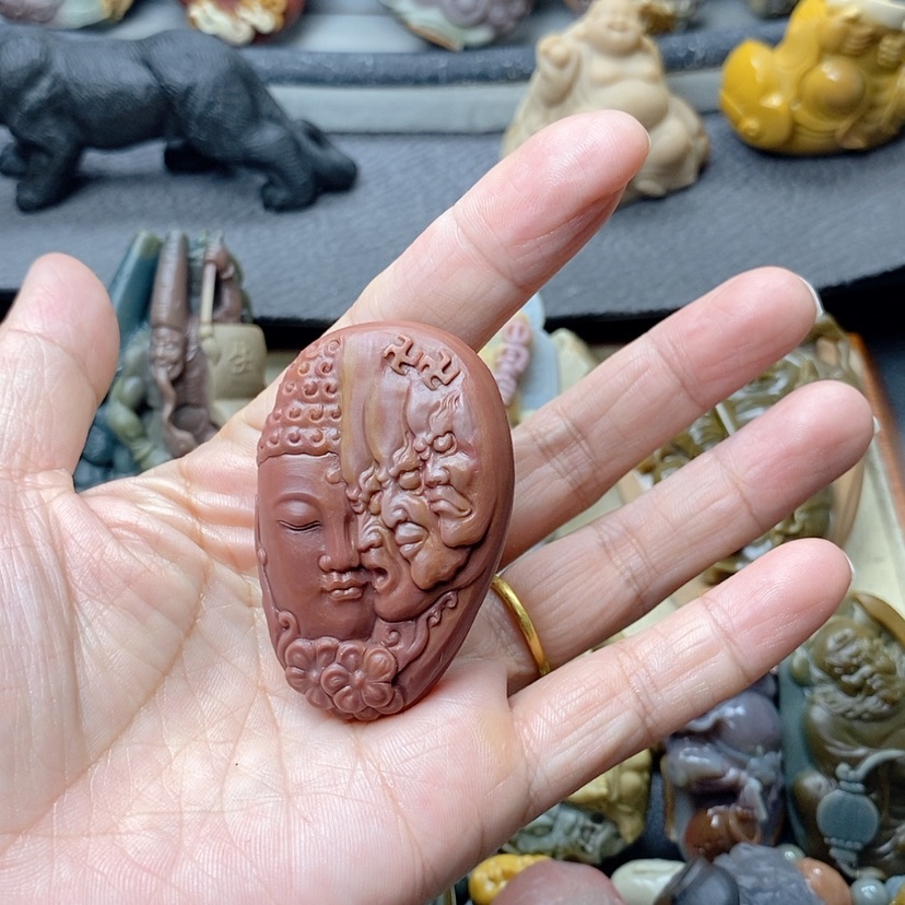 【闪购商品】定制石英质玉吊坠未镶嵌