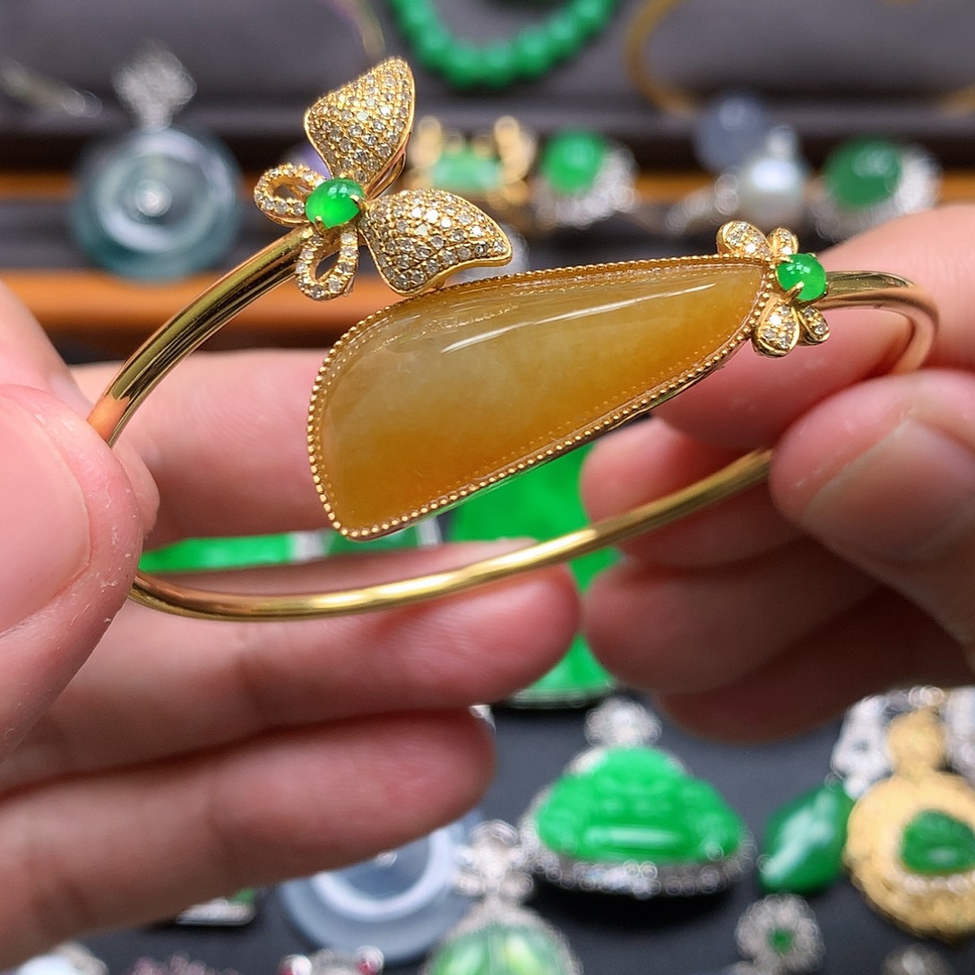 翡翠18K金镶嵌手镯