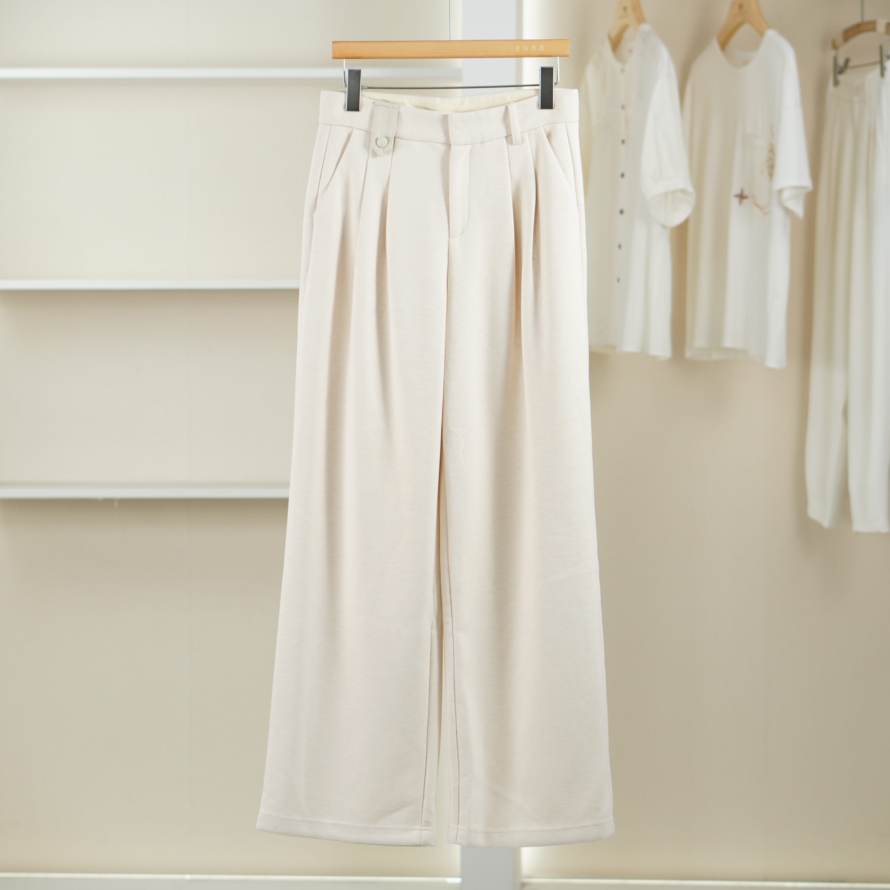 【麦迪尚品·品牌新款】一路童行 31020154秋冬时尚呢料阔腿裤女装