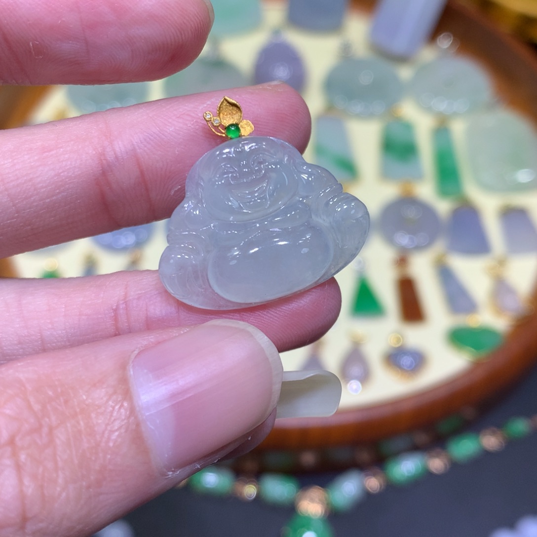 翡翠吊坠(不含链)18K金镶嵌