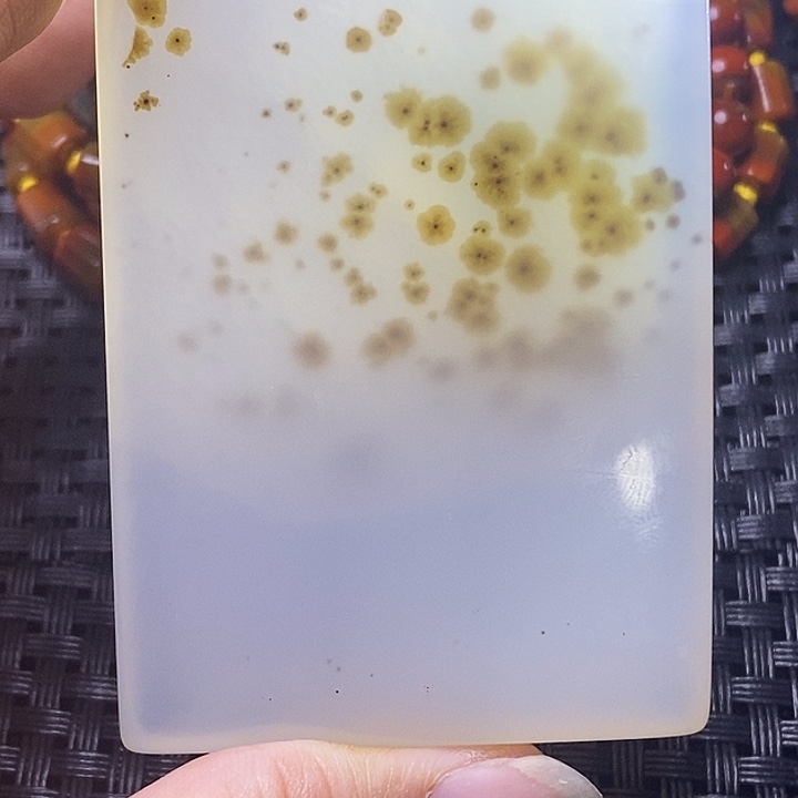 用***6玛瑙/玉髓未镶嵌颈饰