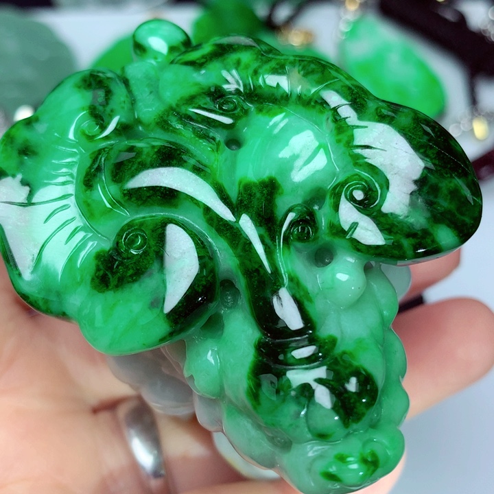 翡翠吊坠(不含链)未镶嵌