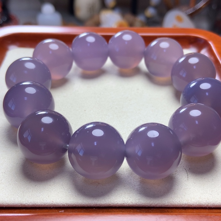 玛瑙/玉髓手串未镶嵌兰*素冰底 帝王紫