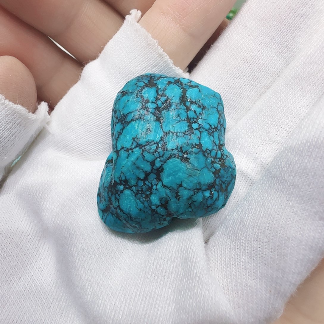 绿松石未镶嵌原矿绿松石