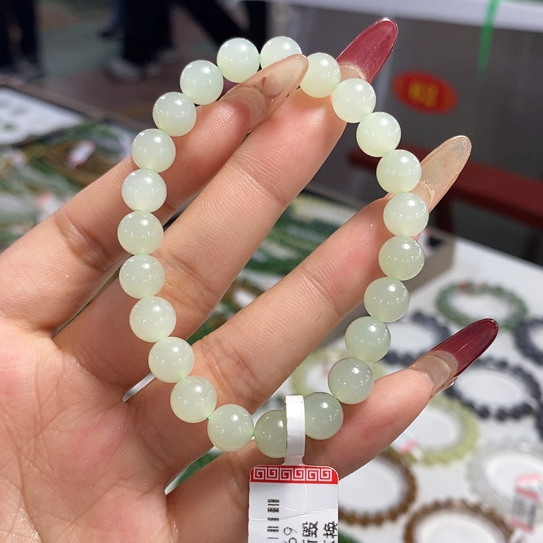 和田玉未镶嵌浅晴8mm