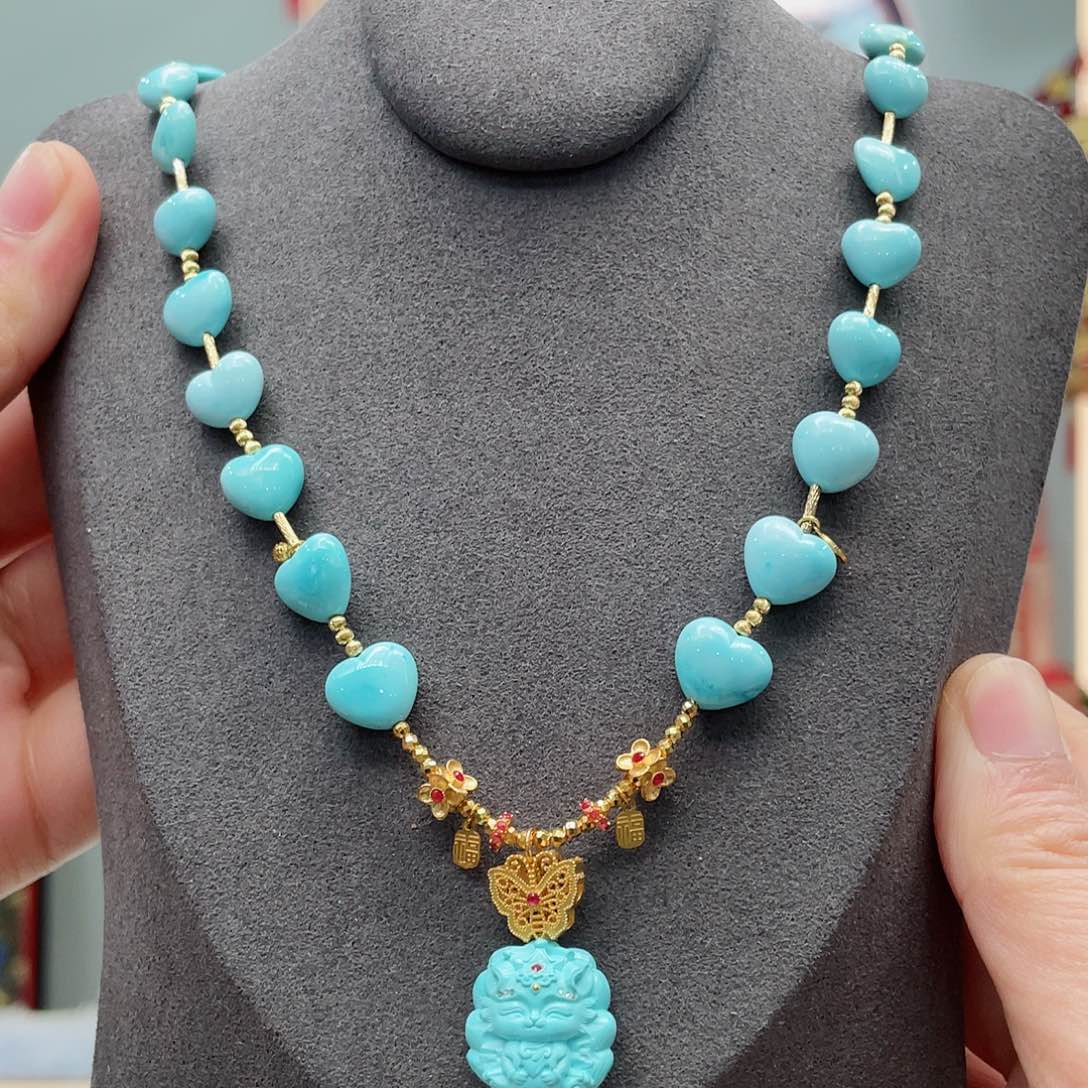 绿松石颈饰18K金镶嵌