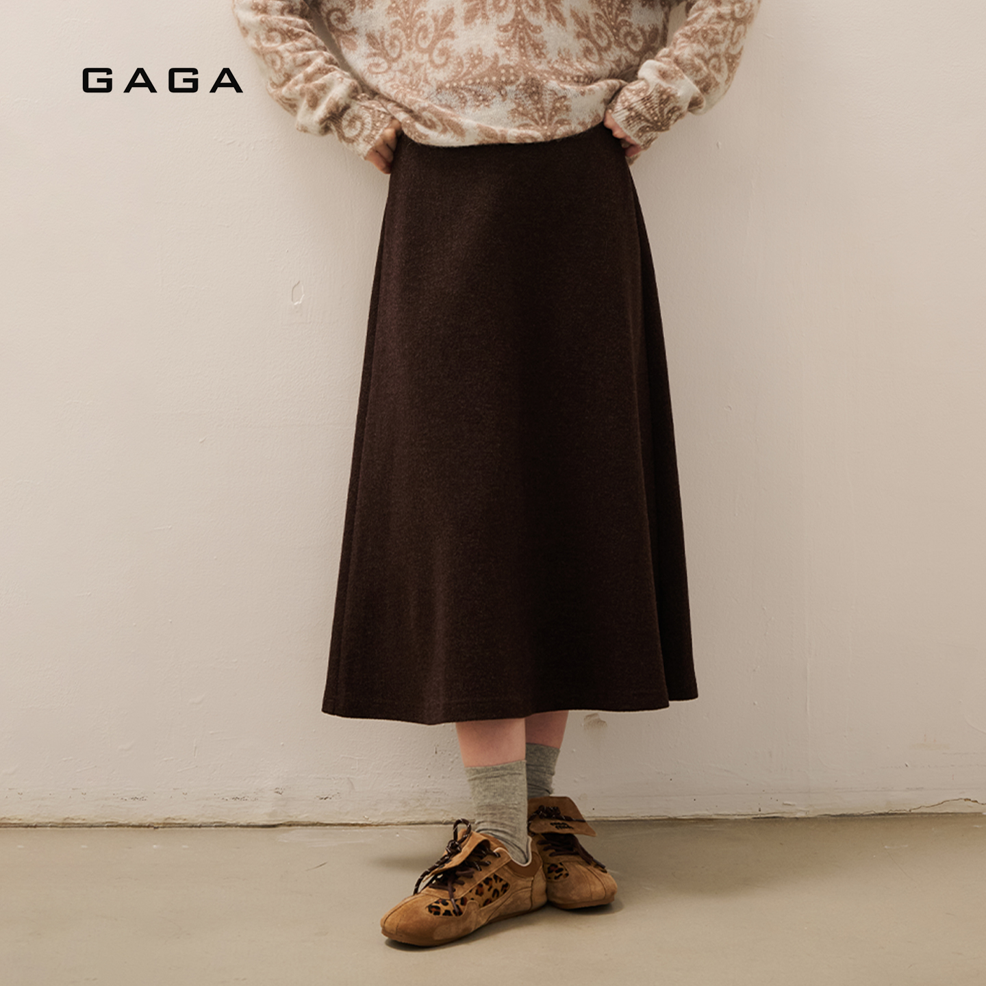 GAGA2026年新款纯色高腰不易起球女装百褶半身裙D54W59020