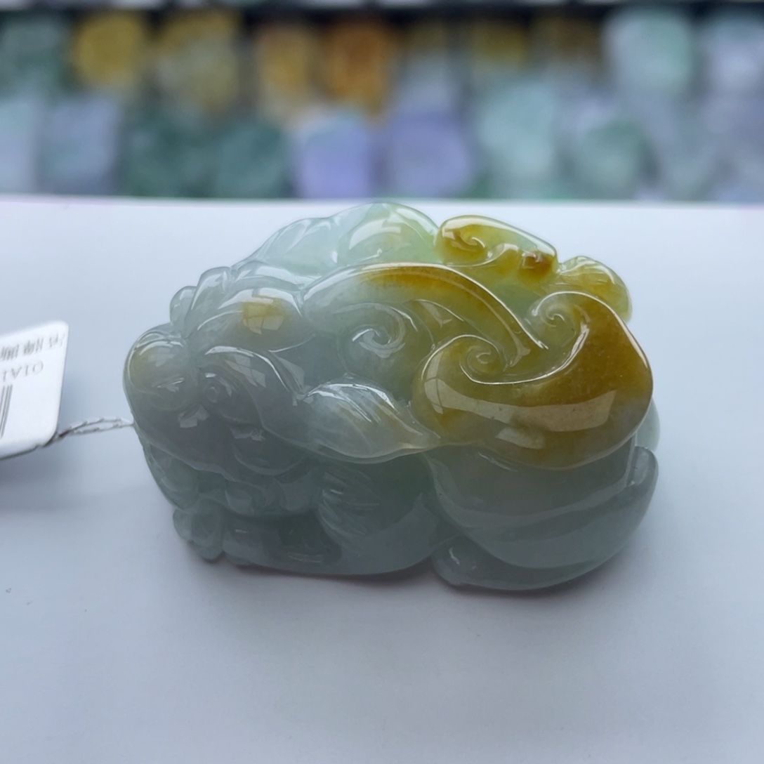 翡翠颈饰未镶嵌貔貅