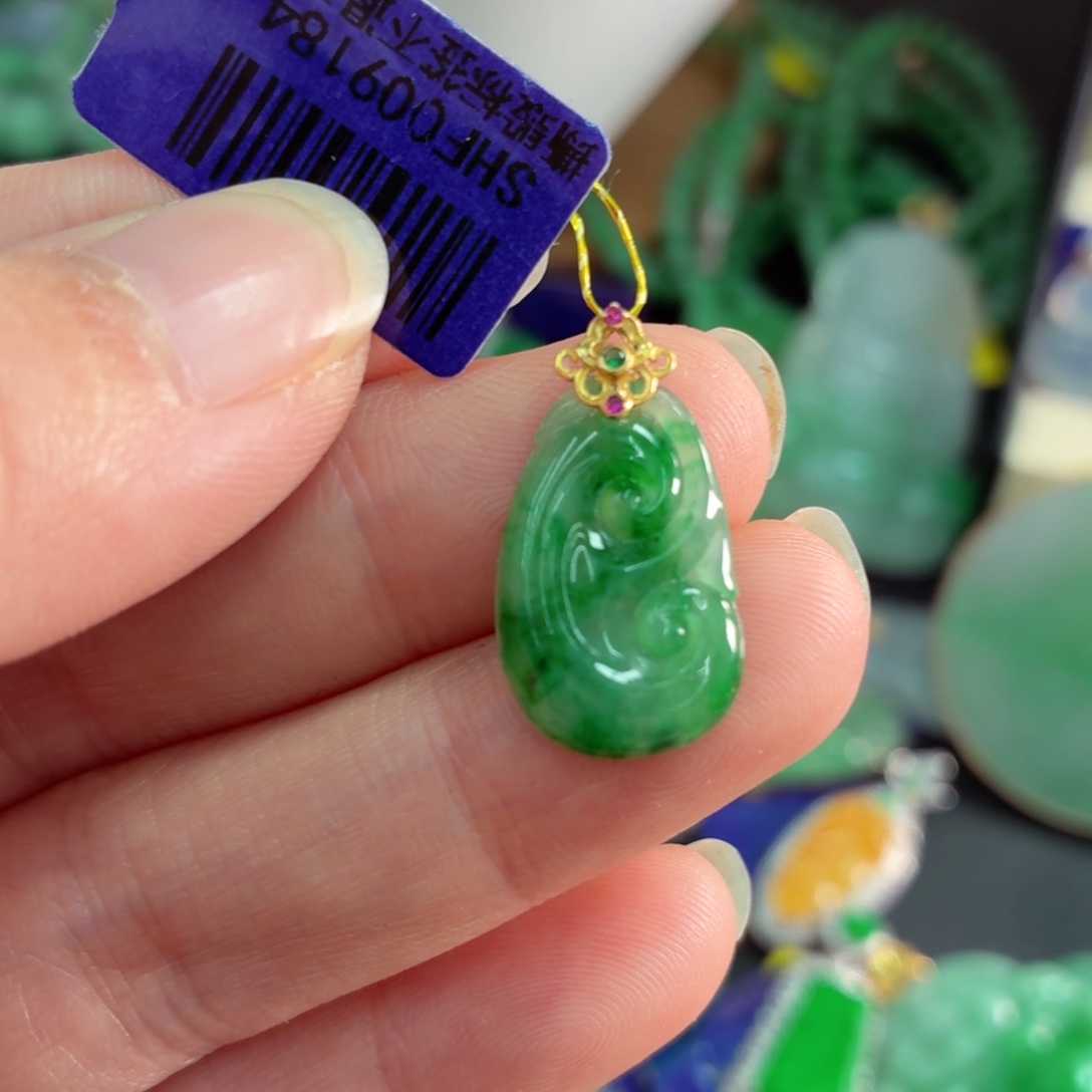翡翠18K金镶嵌吊坠(不含链)