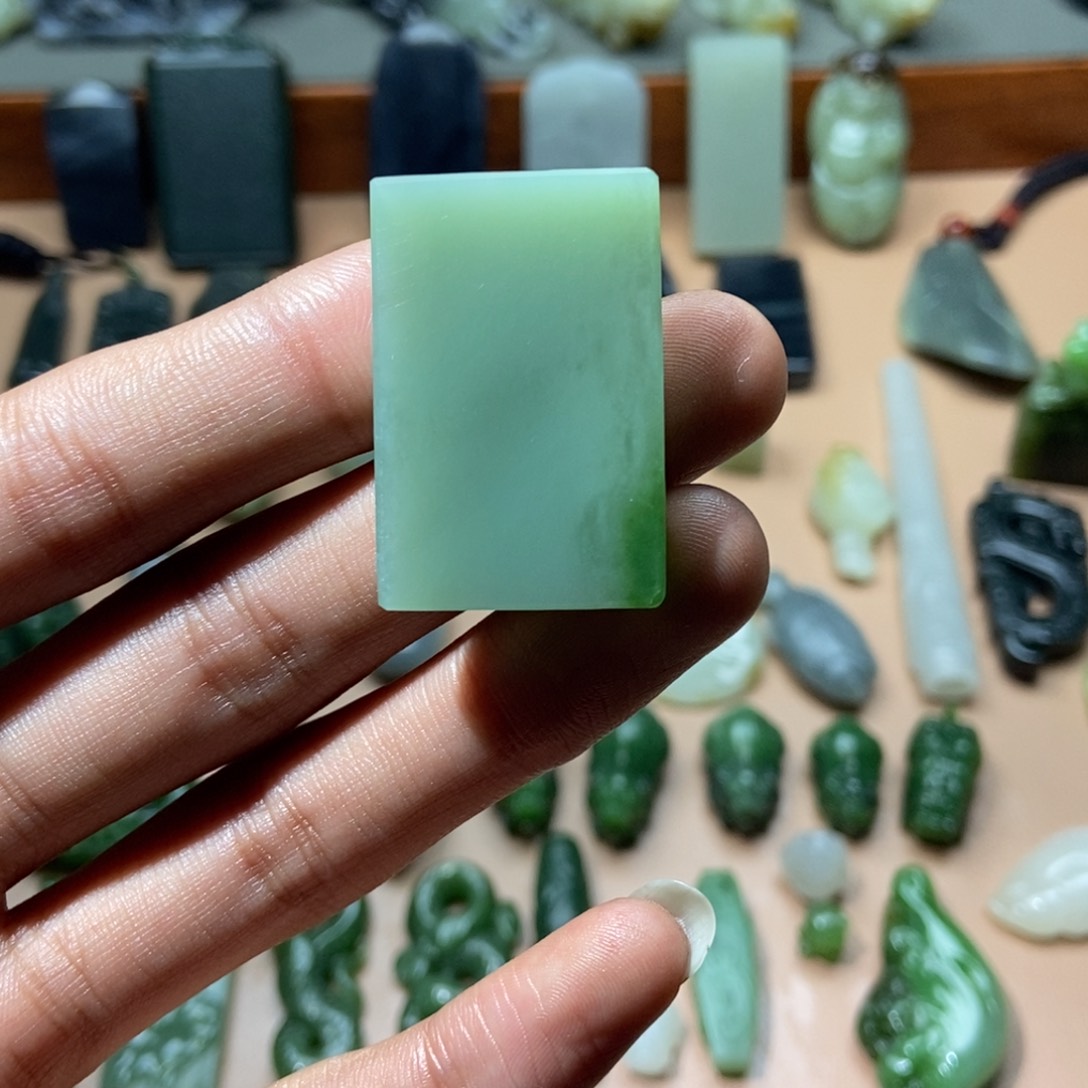 和田玉颈饰未镶嵌冷*定制