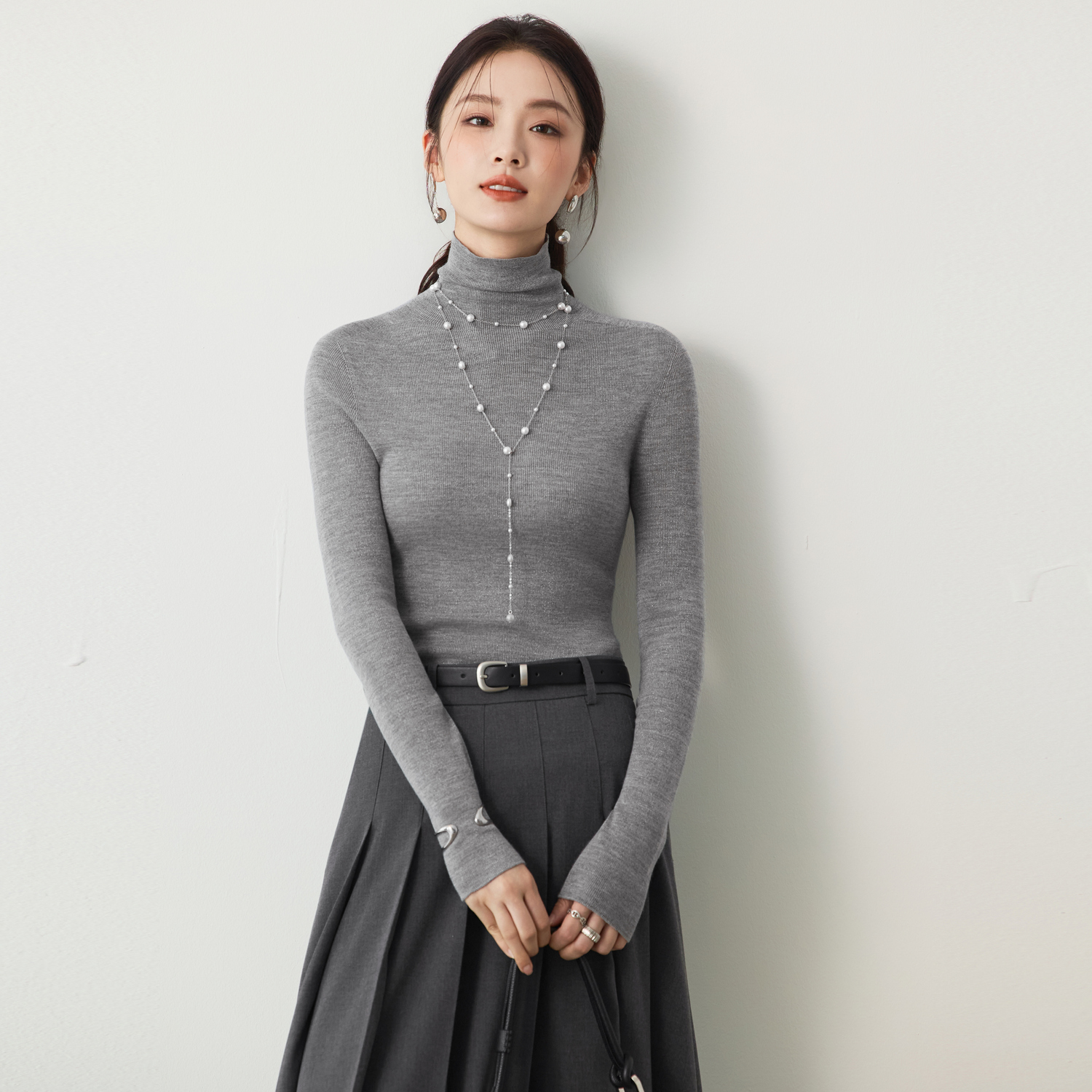 伊芙丽羊毛混纺杨子纱高领打底百搭针织衫女2025秋新款1G9932111