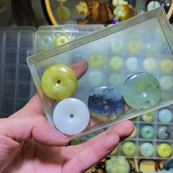 【闪购商品】蛇纹石玉其他合金249