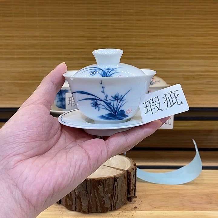 手绘兰花盖碗120cc三才釉下彩微瑕款