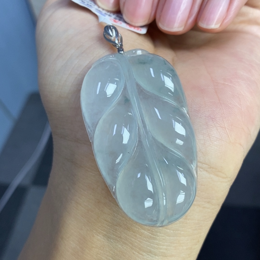 【闪购商品】颈饰银S925镶嵌翡翠41