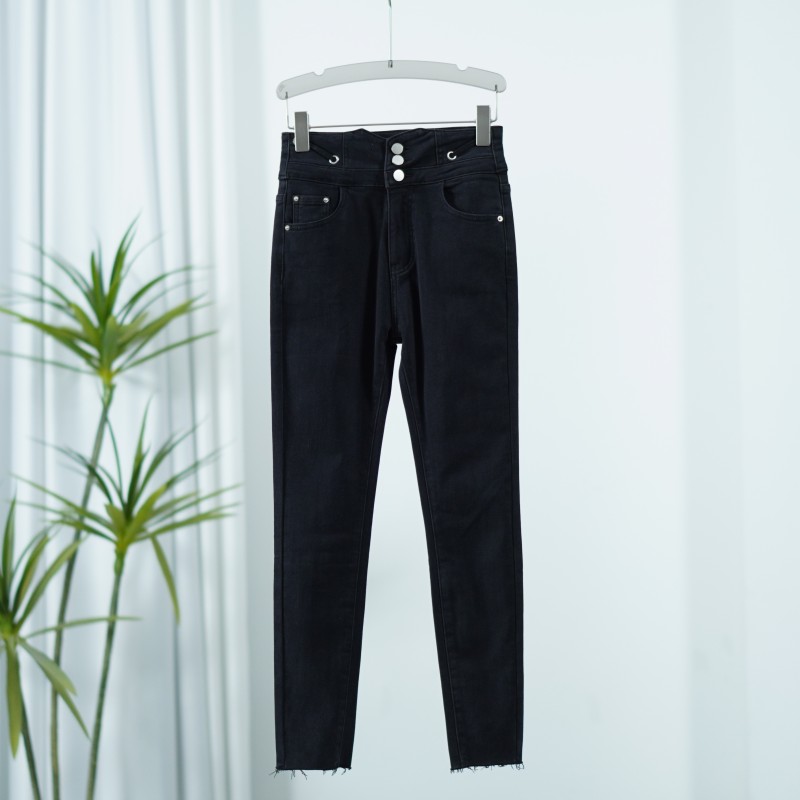 一路童行 谷系列  B39 女装 撤柜时尚牛仔窄脚裤 224XNZ240
