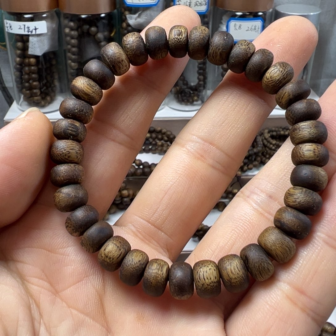 沉香碎屑沉香奇楠沉香卡8单圈算盘