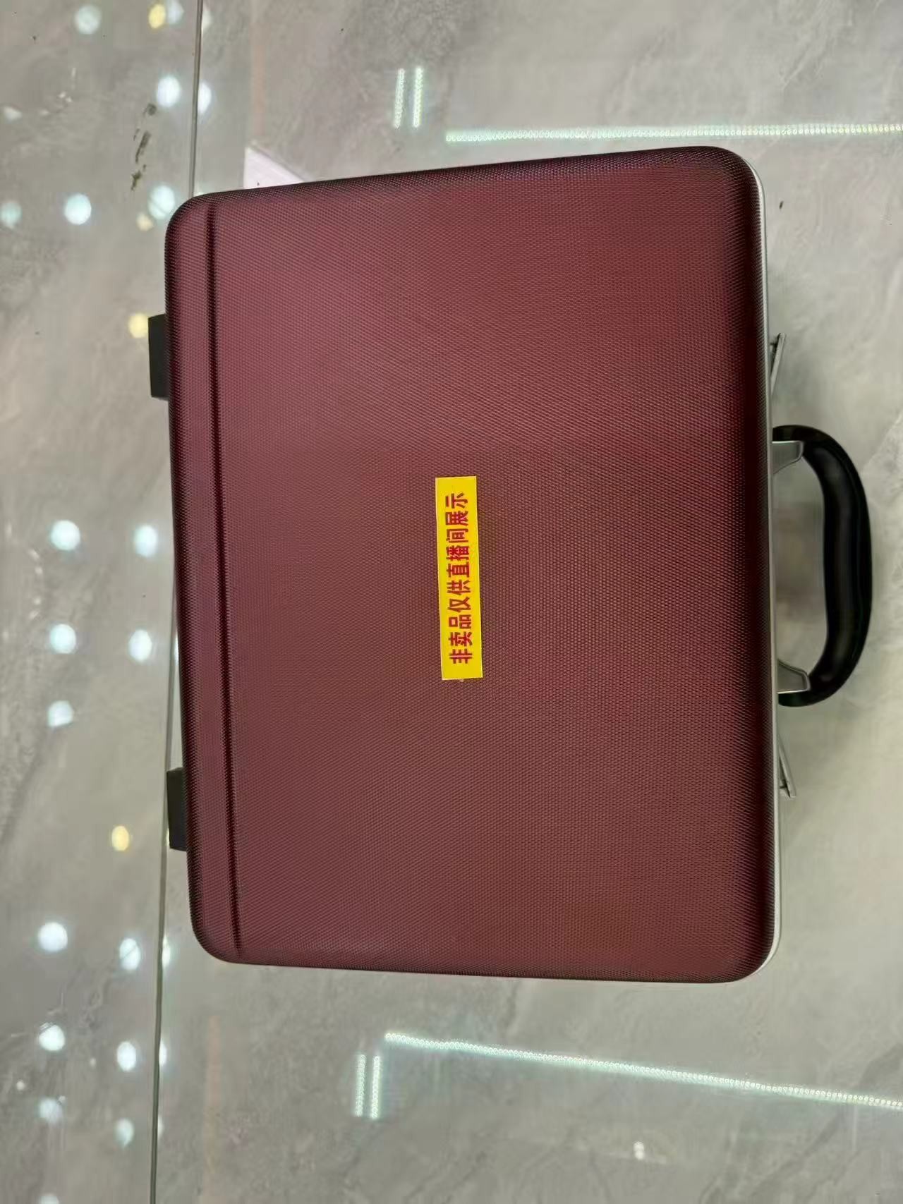 高端收纳盒（非卖品仅供展示使用）