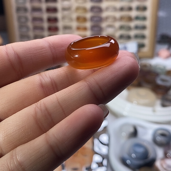 未镶嵌戒指玛瑙/玉髓C 11不退换港15